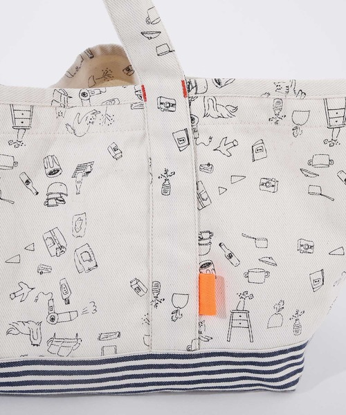 POU DOU DOU（プードゥドゥ）の「Favorisプリントトートバッグ（トートバッグ・レディース・キナリ・8）」の20枚目の写真