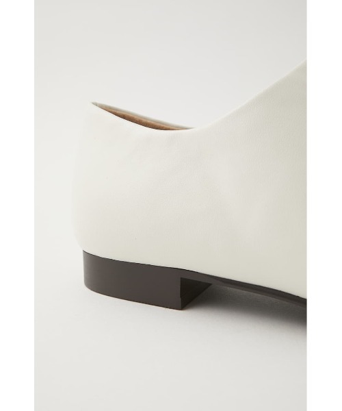 MOUSSY(マウジー)の「LACE UP FLAT シューズ(ローファー・レディース・ホワイト/ブラック・SMALL/LARGE/MEDIUM)」の12枚目の写真