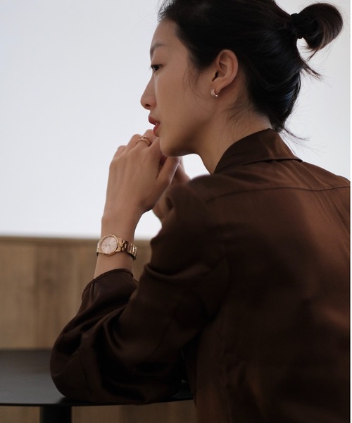 Daniel Wellington（ダニエルウェリントン）の「EMALIE EARRINGS　ピアス（ピアス（両耳用）・レディース・ホワイト/ブラック/ピンク・FREE）」の8枚目の写真