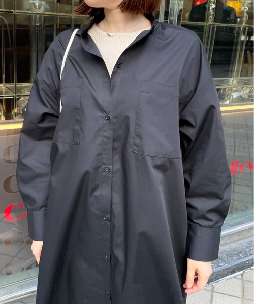 StyleSea(スタイルシー)の「スタンドカラーロングシャツワンピース(シャツワンピース・レディース・ブラック/オフホワイト/グレイッシュベージュ・MEDIUM)」の11枚目の写真