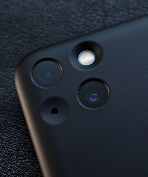 bpr BEAMS（ビーピーアール ビームス ）の「MYNUS / iPhone13mini ケース（スマホケース/カバー・メンズ・ホワイト/ブラック/シルバー・ONE SIZE）」の15枚目の写真