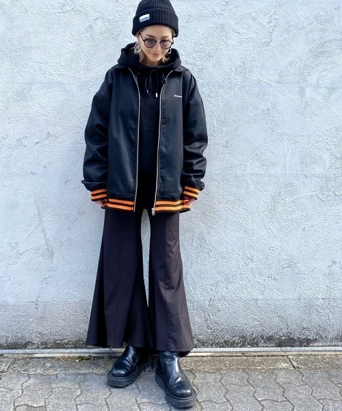 DANKE SCHON（ダンケシェーン）の「DankeSchon/ダンケシェーン/TCジャケット（ブルゾン・レディース・ブラック/グリーン・FREE）」の11枚目の写真