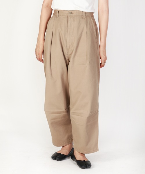 SETTO（セット）の「DOKONO PANTS：ワイドタックパンツ（チノパンツ・レディース・ダークグレー/ベージュ・XS/S/L/M）」の8枚目の写真