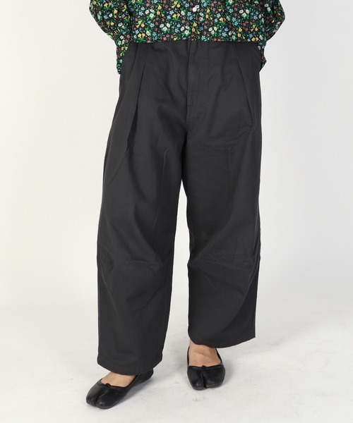 SETTO（セット）の「DOKONO PANTS：ワイドタックパンツ（チノパンツ・レディース・ダークグレー/ベージュ・XS/S/L/M）」の13枚目の写真