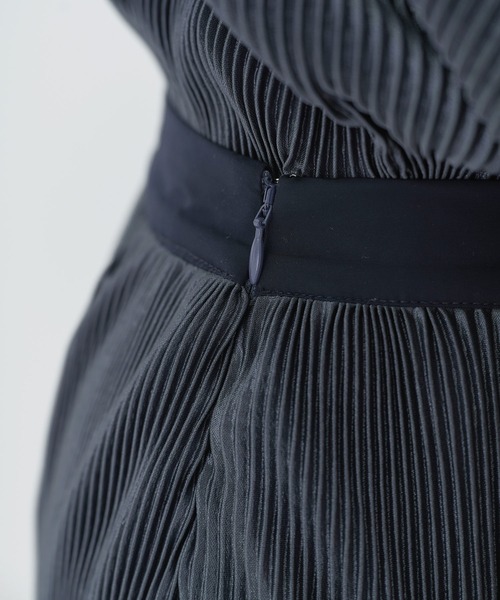 TINA：JOJUN（ティーナジョジュン）の「プリーツ マーメイドスカート TINA：JOJUN（スカート・レディース・ブルーグレー/ピンクベージュ・S/M）」の5枚目の写真