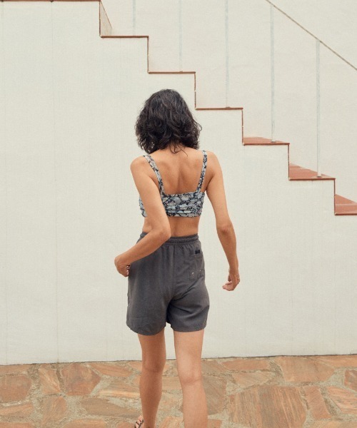 ROXY(ロキシー)の「STEP BY STEP/ロキシーボードショーツ・サーフトランクス(水着)(水着・レディース・カーキ/ブラック/ベージュ・SMALL/MEDIUM/LARGE)」の17枚目の写真