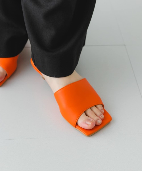 RODE SKO（ロデスコ）の「『MADE IN JAPAN』スクエアミュール（サンダル・レディース・オレンジ/グリーン系その他/キャメル・38/37）」の22枚目の写真