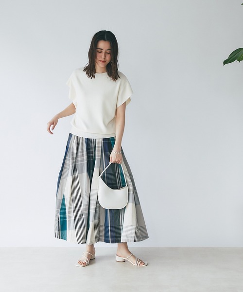 un dix cors（アンディコール）の「優秀トップス　ワイドスリーブニット（ニット/セーター・レディース・ブラック/オフホワイト/ブルー/グリーン・FREE）」の7枚目の写真