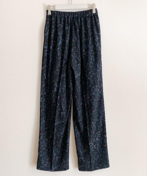 EACH.（イーチ）の「EACH(イーチ) PRINT TUCK PANTS/プリントタックパンツ（その他パンツ・レディース・ブラック・FREE）」の9枚目の写真