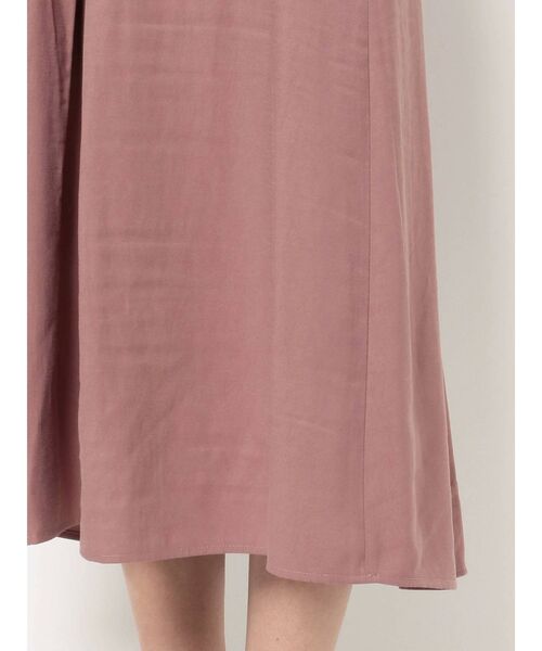 RESEXXY（リゼクシー）の「タックデザインフレアワンピース（ワンピース・レディース・ホワイト/ブラック/ピンク・FREE）」の11枚目の写真