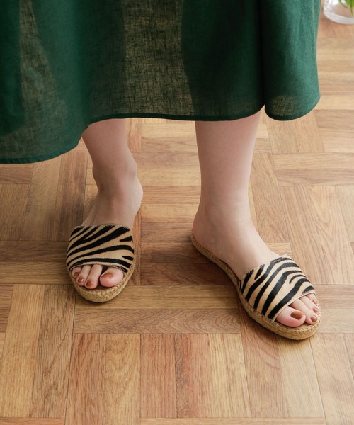 URBAN RESEARCH DOORS(アーバンリサーチドアーズ)の「CALZANOR SUEDE SANDAL(サンダル・レディース・ベージュ系その他・38/36/37)」の6枚目の写真