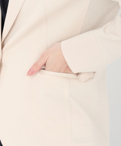 STRAWBERRY-FIELDS（ストロベリーフィールズ）の「テーラードジャージジャケット　ジャケット（ノーカラージャケット・レディース・ブラック/ネイビー/ベージュ/オフホワイト・2）」の8枚目の写真