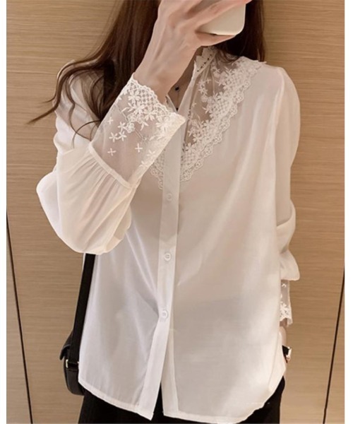 Ritzy(リッツィー)の「レースデザインノーカラーブラウス(シャツ/ブラウス・レディース・ブラック/ホワイト・M/L)」の15枚目の写真