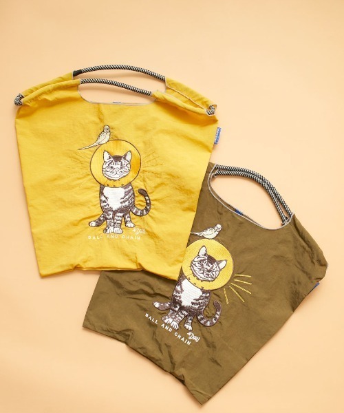 Ball&Chain（ボールアンドチェーン）の「[BALL&CHAIN/ボールアンドチェーン] D.CAT 刺繍デザインナイロントートバッグ（トートバッグ・レディース・カーキ・ONE SIZE）」の2枚目の写真