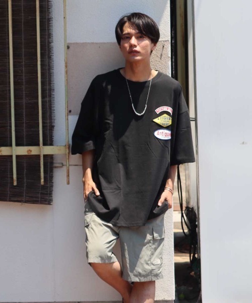 Bling Leads（ブリングリーズ）の「【Bl】ランダムワッペン半袖Tシャツ（Tシャツ/カットソー・レディース・ホワイト/ダークグリーン/ロイヤルブルー/スミクロ/グレイッシュブルー・MEDIUM/LARGE）」の3枚目の写真