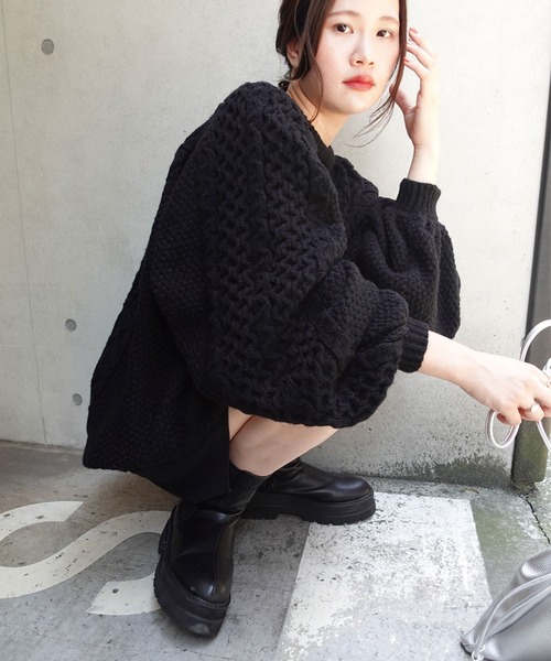 ボリュームスリーブケーブルニット（ニット/セーター）｜CORNERS