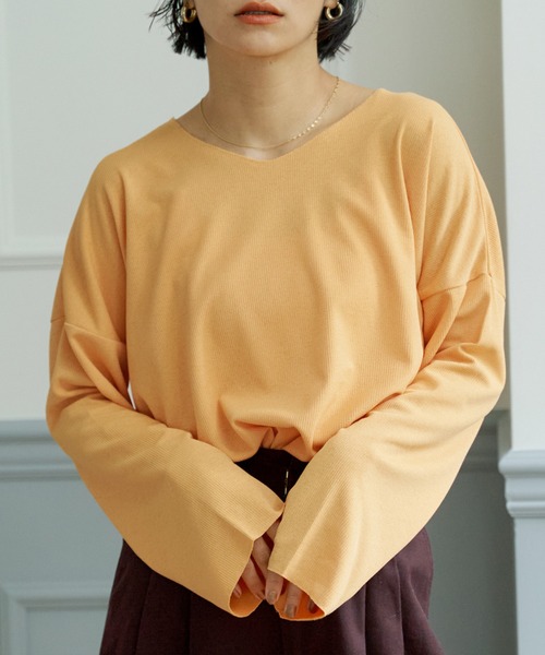 coca(coca)(コカ)の「さらさらタッチカットオフトップス(Tシャツ/カットソー・レディース・チャコールグレー/パープル/オレンジ/アイボリー・M/L)」の1枚目の写真