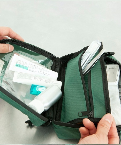 DULTON(ダルトン)の「EMERGENCY POUCH /エマージェンシー ポーチ(ショルダーバッグ・メンズ・ブラック/ダークグリーン・FREE)」の11枚目の写真