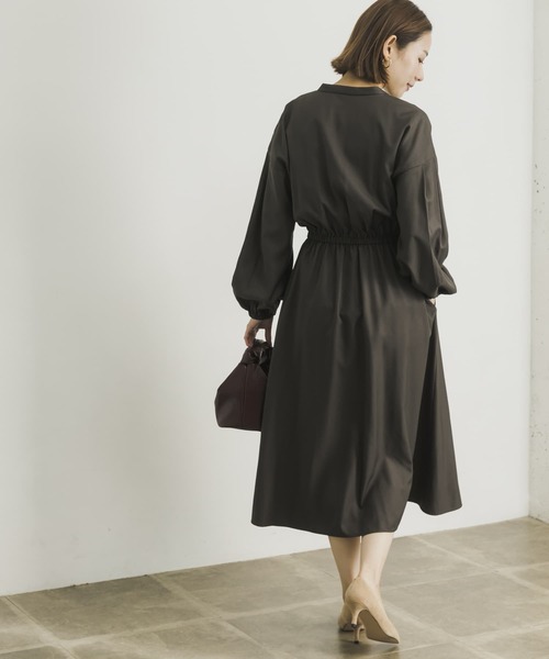 URBAN RESEARCH(アーバンリサーチ)の「ドロストワンピース(ワンピース・レディース・ベージュ/ブルー系その他/チャコールグレー・36/38)」の8枚目の写真