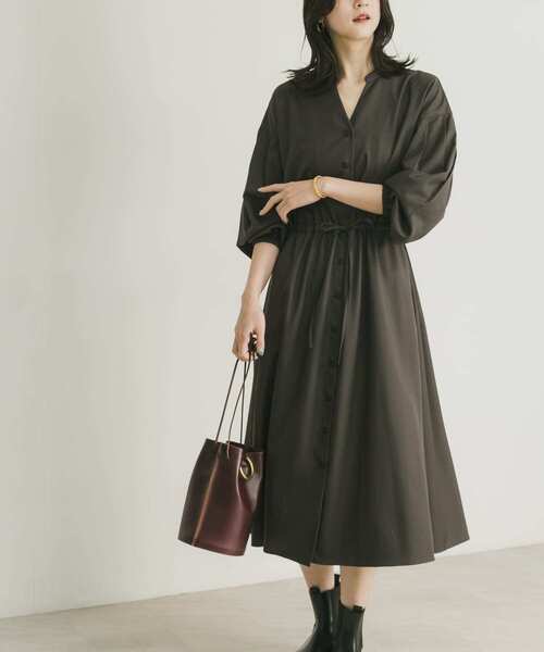 URBAN RESEARCH(アーバンリサーチ)の「ドロストワンピース(ワンピース・レディース・ベージュ/ブルー系その他/チャコールグレー・36/38)」の12枚目の写真