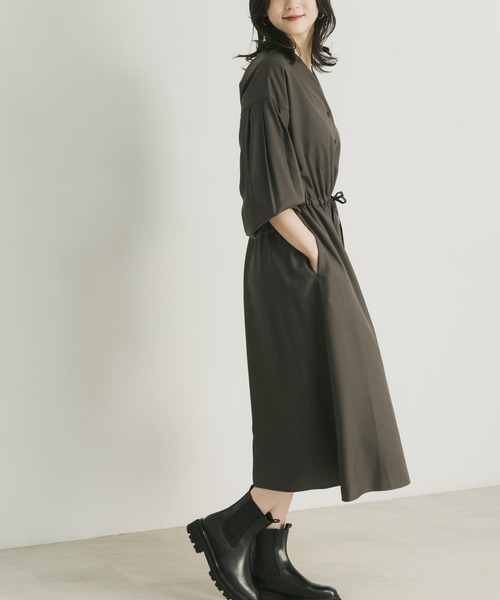 URBAN RESEARCH(アーバンリサーチ)の「ドロストワンピース(ワンピース・レディース・ベージュ/ブルー系その他/チャコールグレー・36/38)」の14枚目の写真