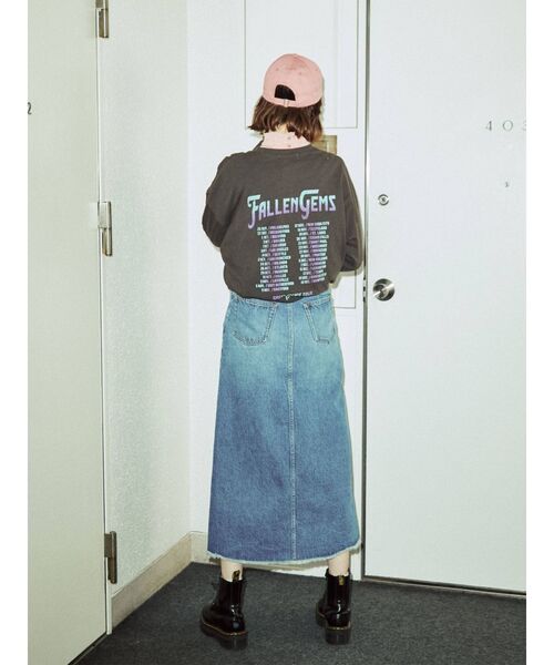 jouetie（ジュエティ）の「グランジオーバーロンT（Tシャツ/カットソー・レディース・ブラック/アイボリー/パープル・MEDIUM）」の4枚目の写真