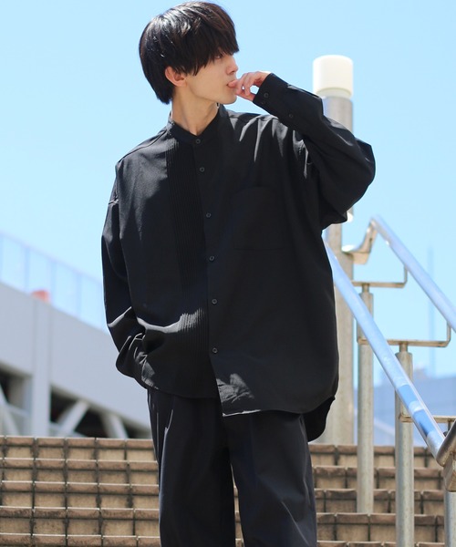 SITRY(シトリー)の「wide silhouette pin tuck Band Collar shirt/ワイドシルエット ピンタック バンドカラー シャツ(シャツ/ブラウス・メンズ・ブラック/オフホワイト/グレイッシュベージュ・M/L)」の16枚目の写真