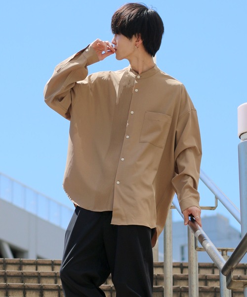 SITRY(シトリー)の「wide silhouette pin tuck Band Collar shirt/ワイドシルエット ピンタック バンドカラー シャツ(シャツ/ブラウス・メンズ・ブラック/オフホワイト/グレイッシュベージュ・M/L)」の18枚目の写真