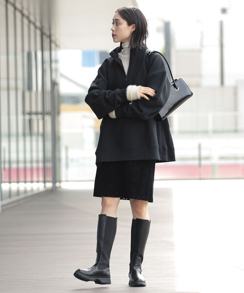 Ray BEAMS(レイビームス)の「Ray BEAMS / フロッキー レース ミニ スカート(スカート・レディース・ブラック/ブラウン系その他・1/0)」の4枚目の写真