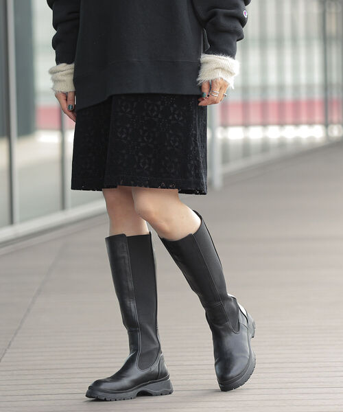 Ray BEAMS(レイビームス)の「Ray BEAMS / フロッキー レース ミニ スカート(スカート・レディース・ブラック/ブラウン系その他・1/0)」の6枚目の写真