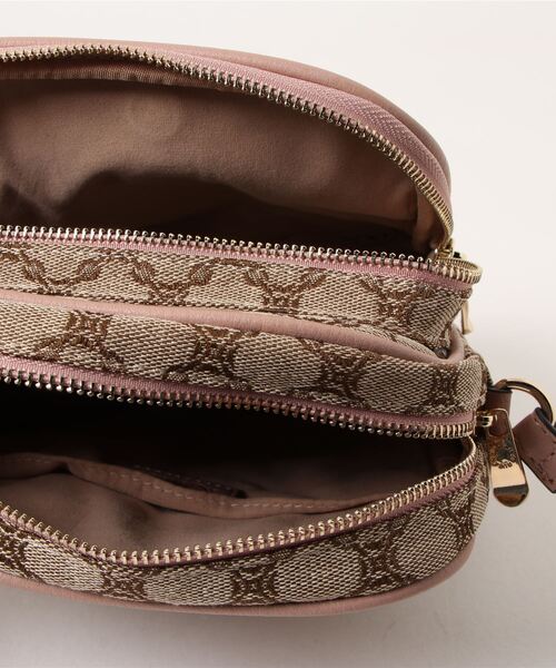 SALON de RUBAN(サロンドルヴァン)の「【SALON de RUBAN / サロン ド ルヴァン】 ジャガード 縦型ショルダーバッグ(ショルダーバッグ・レディース・ベージュ/ベージュ系その他/ネイビー/ブラック/レッド/ブルー/キャメル/ライム/シルバー・FREE)」の16枚目の写真