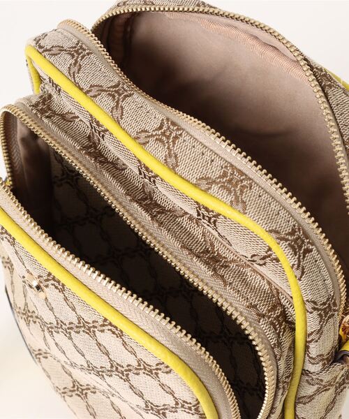 SALON de RUBAN(サロンドルヴァン)の「【SALON de RUBAN / サロン ド ルヴァン】 ジャガード 縦型ショルダーバッグ(ショルダーバッグ・レディース・ベージュ/ベージュ系その他/ネイビー/ブラック/レッド/ブルー/キャメル/ライム/シルバー・FREE)」の11枚目の写真