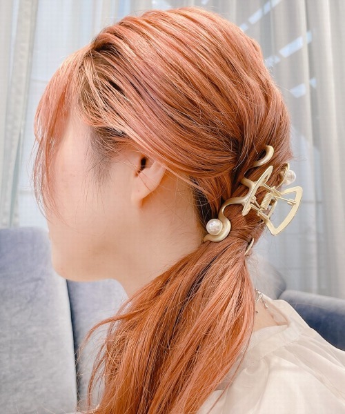 lilLilly（リルリリー）の「パールウェーブヘアクリップ（バレッタ/ヘアクリップ・レディース・シルバー/ゴールド・FREE）」の8枚目の写真