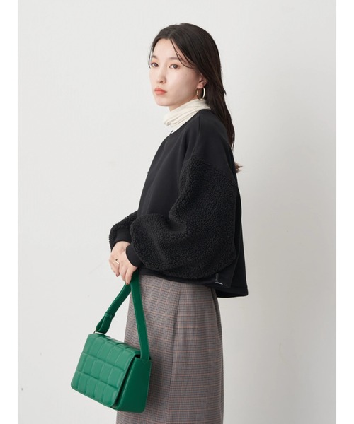 earth music&ecology（アースミュージックアンドエコロジー）の「ボアスリーブプルオーバー（スウェット・レディース・チャコールグレー/サックスブルー/アイボリー/オレンジ・FREE）」の10枚目の写真