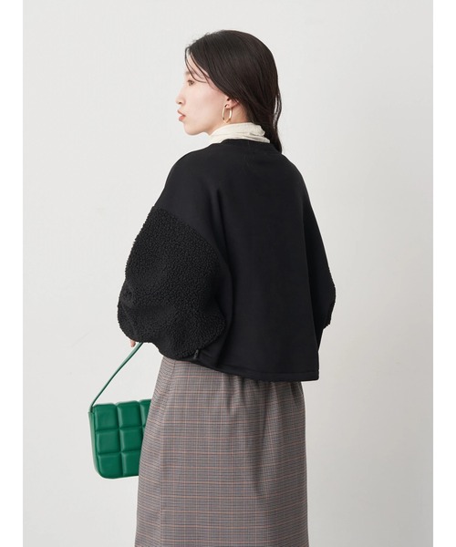 earth music&ecology（アースミュージックアンドエコロジー）の「ボアスリーブプルオーバー（スウェット・レディース・チャコールグレー/サックスブルー/アイボリー/オレンジ・FREE）」の11枚目の写真