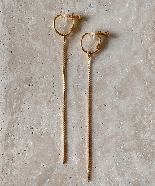 tone（トーン）の「【ECRu.】2WAY チェーン×フープイヤリング（イヤリング・レディース・シルバー/ゴールド・FREE）」の3枚目の写真