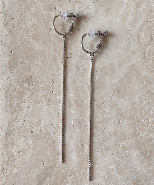 tone（トーン）の「【ECRu.】2WAY チェーン×フープイヤリング（イヤリング・レディース・シルバー/ゴールド・FREE）」の5枚目の写真