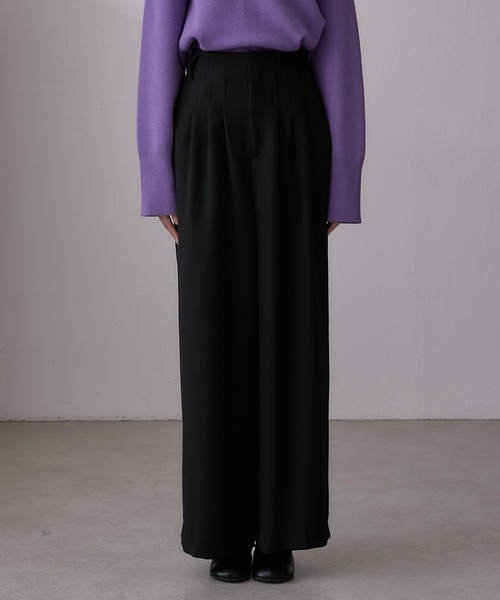 Lui's（ルイス）の「ボリュームタックワイドパンツ（スラックス・レディース・ブルー/ブラック/グレー・FREE）」の12枚目の写真