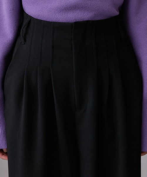 Lui's（ルイス）の「ボリュームタックワイドパンツ（スラックス・レディース・ブルー/ブラック/グレー・FREE）」の9枚目の写真