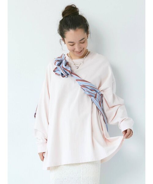 Ungrid（アングリッド）の「ビッグシルエットロングスリーブTee（Tシャツ/カットソー・レディース・ピンク/チャコールグレー/オフホワイト・FREE）」の6枚目の写真