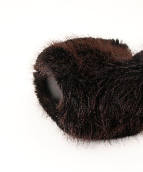 LAUTREAMONT（ロートレアモン）の「eco furポーチバッグ（ハンドバッグ・レディース・ブラウン系その他・FREE）」の2枚目の写真