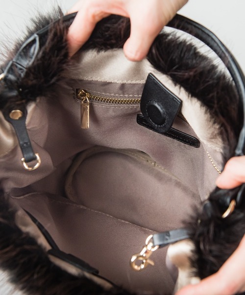 LAUTREAMONT（ロートレアモン）の「eco furポーチバッグ（ハンドバッグ・レディース・ブラウン系その他・FREE）」の10枚目の写真