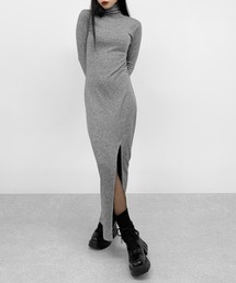 High neck slit design one-piece / ハイネックスリットデザインワンピース