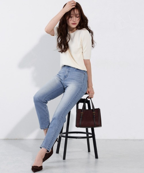 Pierrot（ピエロ）の「ストレッチスリムテーパードデニム