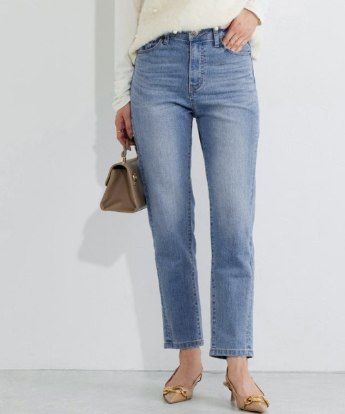 Pierrot（ピエロ）の「ストレッチスリムテーパードデニム（デニムパンツ・レディース・サックスブルー/インディゴブルー/ブルー/ダークインディゴブルー・LL/3L/S/M/L/XS）」の6枚目の写真