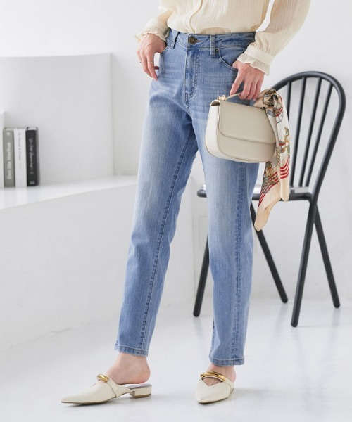 Pierrot（ピエロ）の「ストレッチスリムテーパードデニム（デニムパンツ・レディース・サックスブルー/インディゴブルー/ブルー/ダークインディゴブルー・LL/3L/S/M/L/XS）」の11枚目の写真