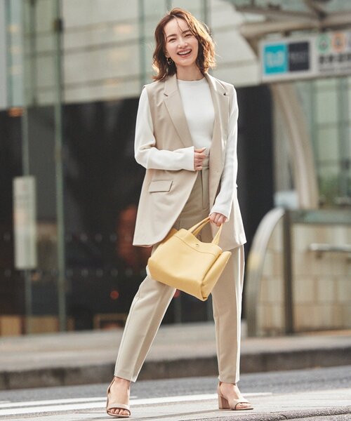 OPAQUE.CLIP(オペークドットクリップ)の「◆メタルパーツヒールサンダル(サンダル・レディース・ベージュ/レモンイエロー/ブラック・01/02/03)」の4枚目の写真