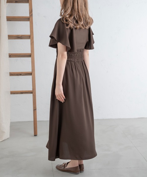 Ambre Neige（アンブルネージュ）の「ラッフルスリーブフレア