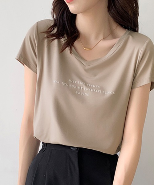 PRIVATE BEACH(プライベートビーチ)の「ロゴVネックTシャツ(Tシャツ/カットソー・レディース・ベージュ/ホワイト/ライトブルー/ブラック・S/M/L)」の7枚目の写真