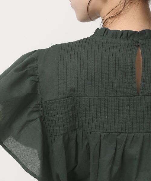 rps(アールピーエス)の「ピンタックフレアー袖ブラウス(シャツ/ブラウス・レディース・ブラック/オフホワイト/グリーン/モカ・フリー)」の8枚目の写真